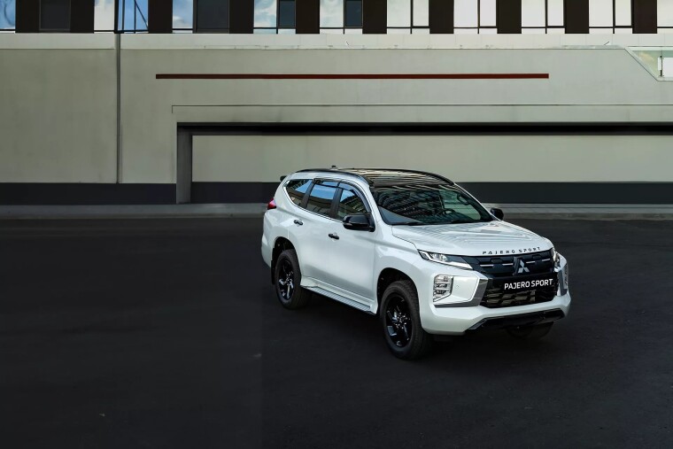 Оновлений Pajero Sport
